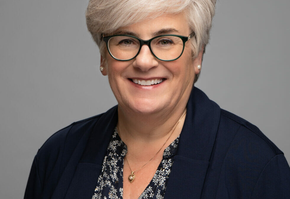 Jean Phelps headshot